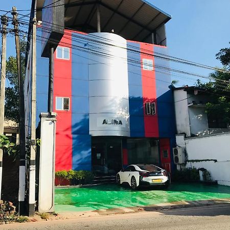 Alina Budget Hotel Kaduwela Ngoại thất bức ảnh