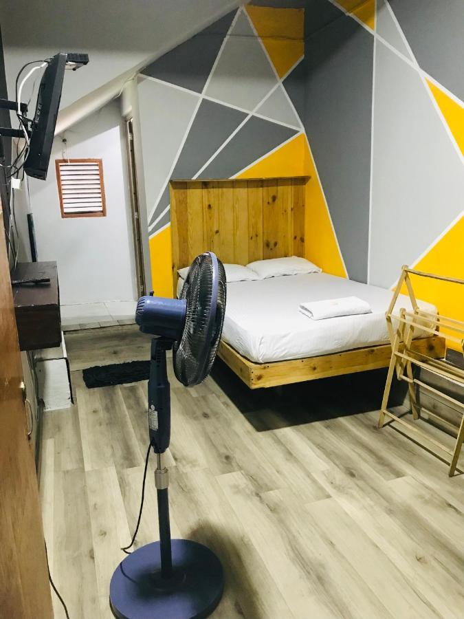 Alina Budget Hotel Kaduwela Ngoại thất bức ảnh