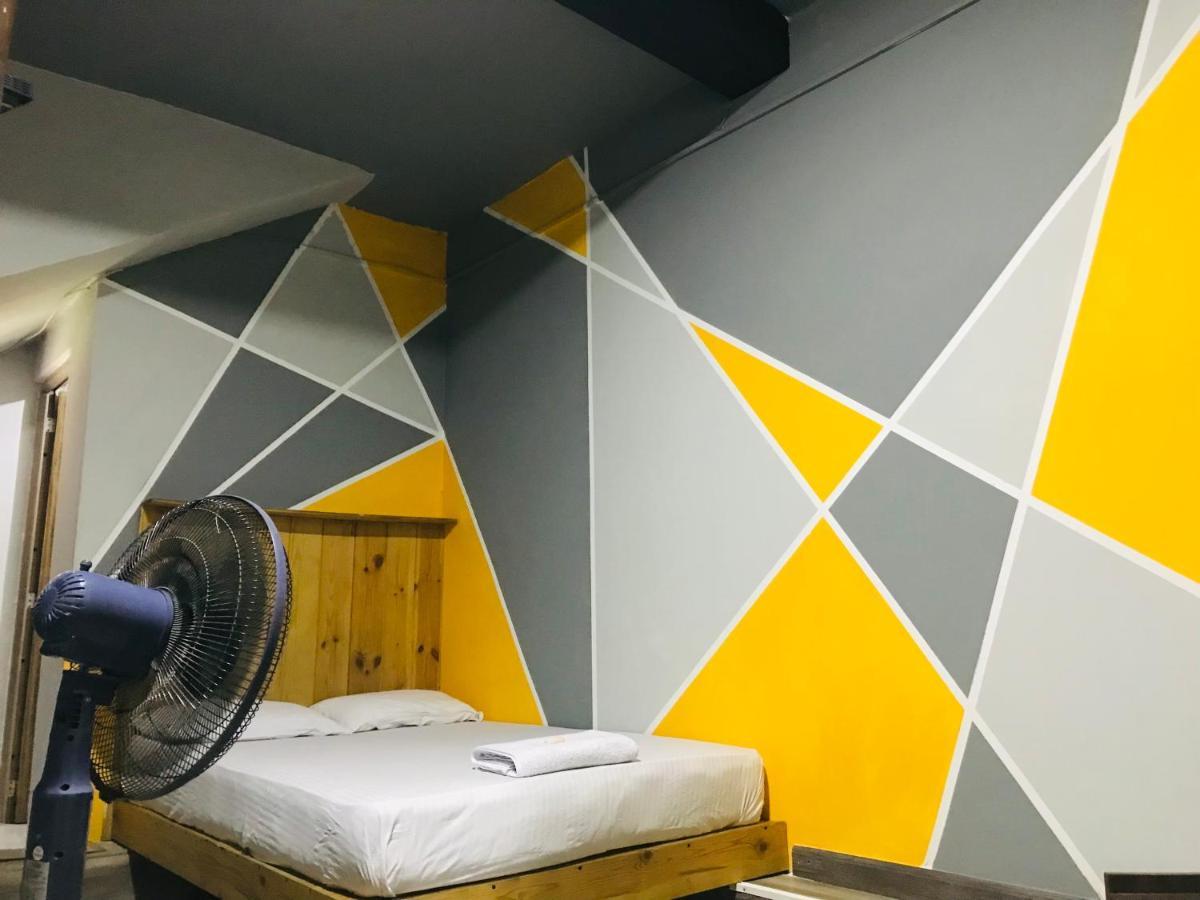 Alina Budget Hotel Kaduwela Ngoại thất bức ảnh