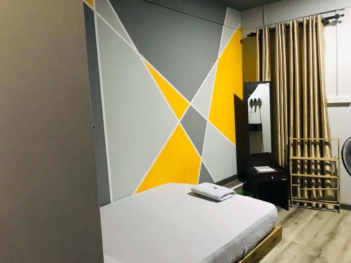 Alina Budget Hotel Kaduwela Ngoại thất bức ảnh
