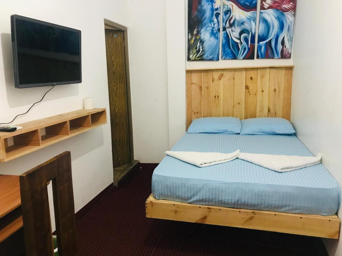 Alina Budget Hotel Kaduwela Ngoại thất bức ảnh