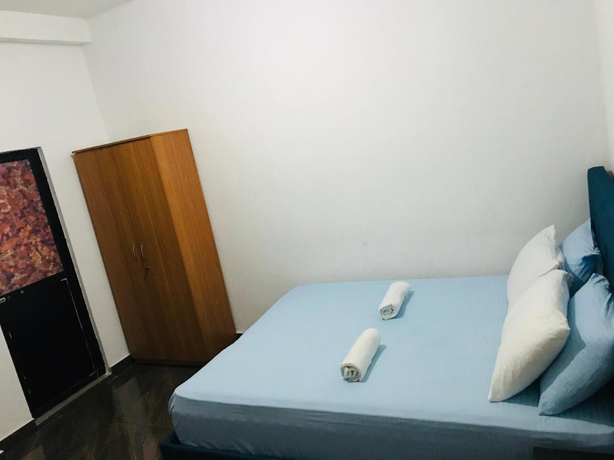 Alina Budget Hotel Kaduwela Ngoại thất bức ảnh